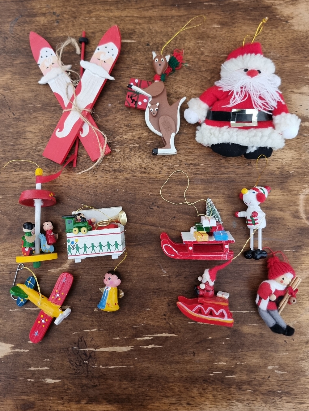 Wooden Christmas Ornament Set - Red Santa & Holiday Characters Lot 11pz